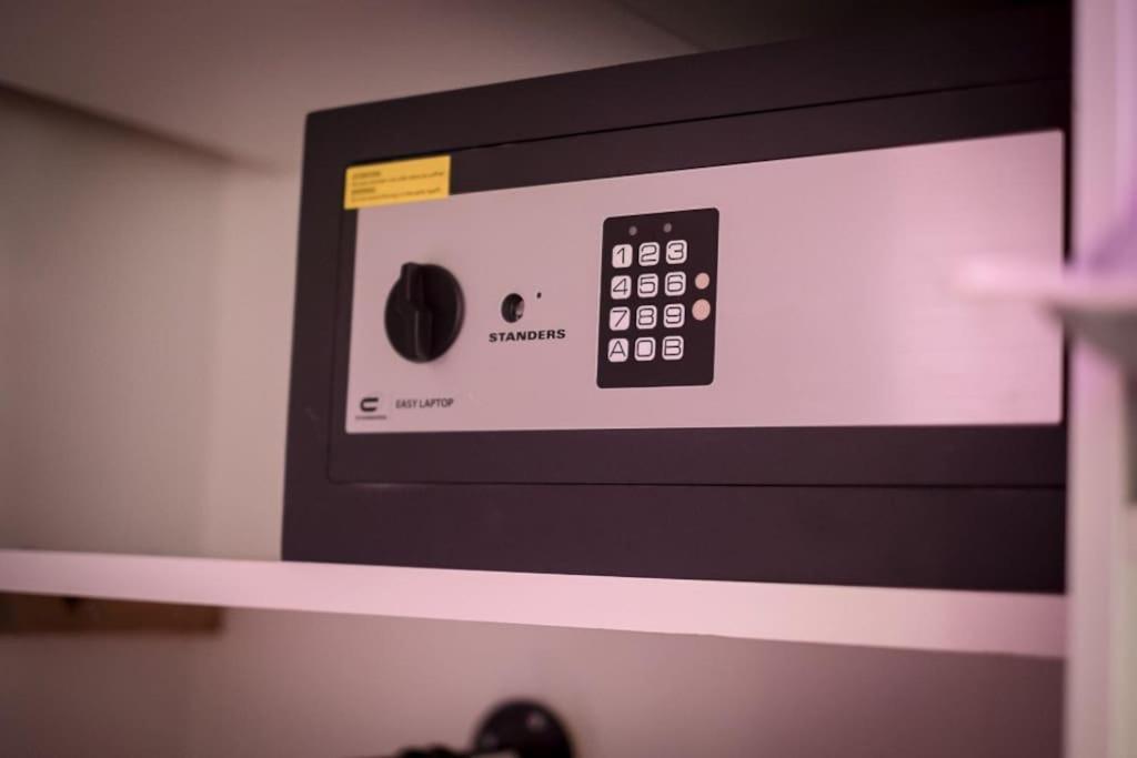 Room Five - Parking, Balneotherapie, Place Nationale, Un Havre De Paix Montauban Exterior foto