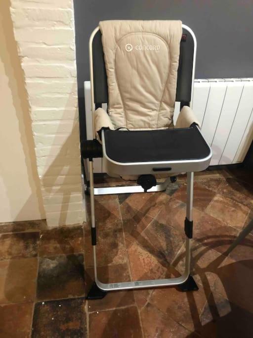 Room Five - Parking, Balneotherapie, Place Nationale, Un Havre De Paix Montauban Exterior foto